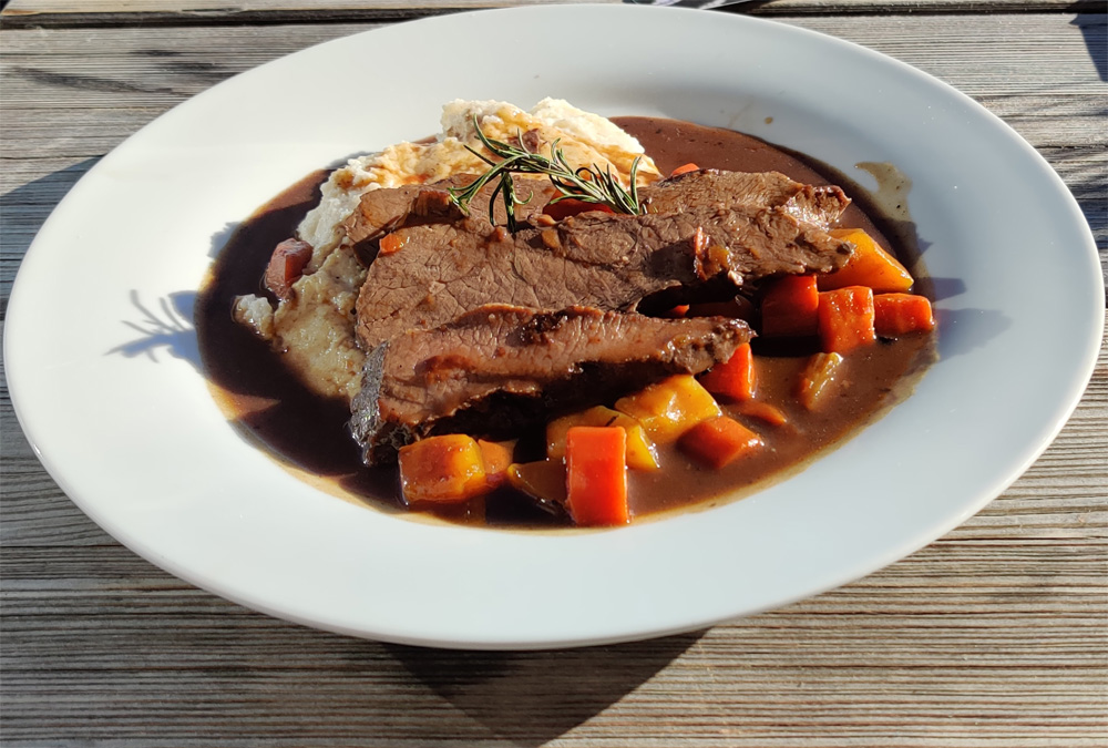 Lunch bij de Steinbockalm